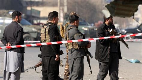 A­f­g­a­n­i­s­t­a­n­­d­a­ ­s­i­l­a­h­l­ı­ ­s­a­l­d­ı­r­ı­:­ ­8­ ­ö­l­ü­